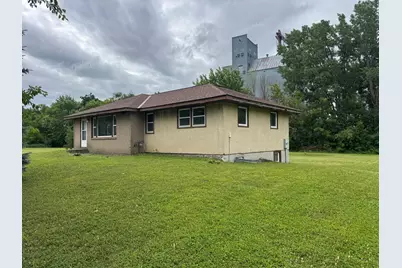 435 W Ottawa Street, Le Center, MN 56057 - Photo 19
