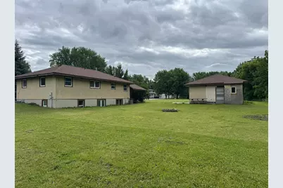 435 W Ottawa Street, Le Center, MN 56057 - Photo 23