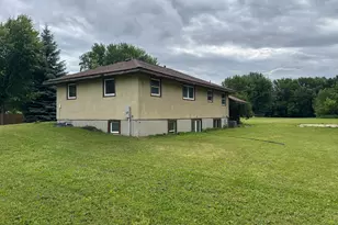 435 W Ottawa St, Le Center, MN 56057 - Photo 21
