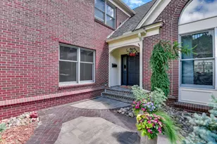 6511 Belmore Ln, Edina, MN 55343 - Photo 3