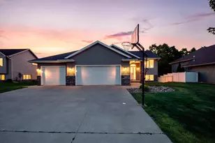2575 Stony Creek Dr, Owatonna, MN 55060 - Photo 45