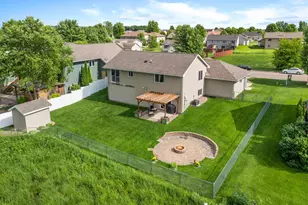 2575 Stony Creek Dr, Owatonna, MN 55060 - Photo 5