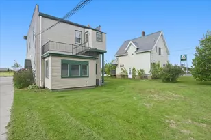 601 Belknap St, Superior, WI 54880 - Photo 25