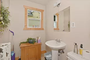 601 Belknap St, Superior, WI 54880 - Photo 9