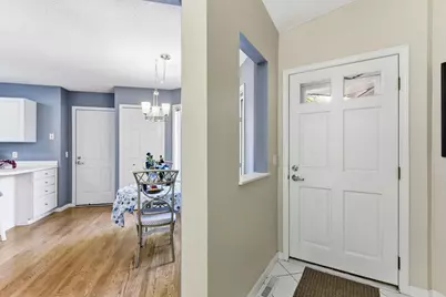 562 Deer Ridge Lane S, Maplewood, MN 55119 - Photo 5