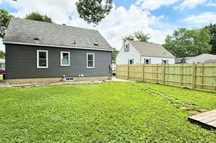 1004 6th St SW, Willmar, MN 56201 - Photo 11