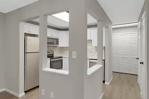 3440 Golfview Dr, Eagan, MN 55123 - Photo 9