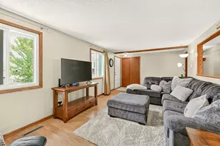 811 3rd Ave SE, Stewartville, MN 55976 - Photo 5