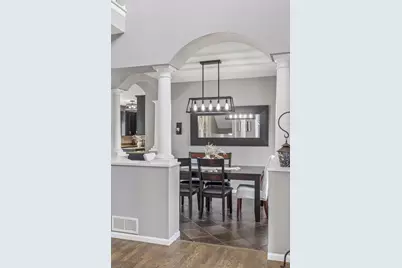 624 Dundee Avenue, River Falls, WI 54022 - Photo 5