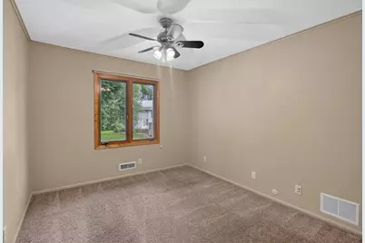 8432 W 100th Street, Bloomington, MN 55438 - Photo 11