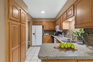8432 W 100th St, Bloomington, MN 55438 - Photo 7