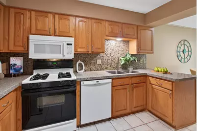 8432 W 100th Street, Bloomington, MN 55438 - Photo 9