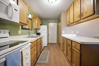 14000 44th Place N #2, Plymouth, MN 55446 - Photo 7