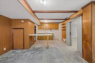 437 W Elm St, Ellsworth, WI 54011 - Photo 25