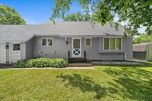 437 W Elm St, Ellsworth, WI 54011 - Photo 5