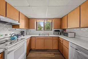 437 W Elm St, Ellsworth, WI 54011 - Photo 15