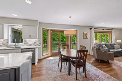 3205 Julian Drive, Chaska, MN 55318 - Photo 13