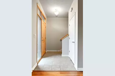741 Victoria Street S, Saint Paul, MN 55102 - Photo 7