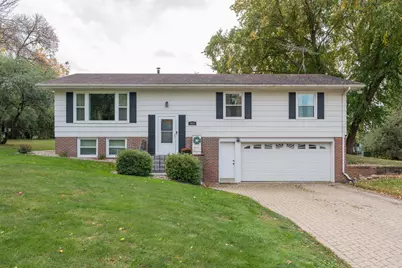 212 Regency Road, Le Sueur, MN 56058 - Photo 1