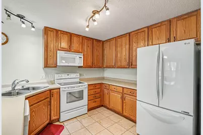 8714 E River Road NW, Coon Rapids, MN 55433 - Photo 5