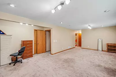 8714 E River Road NW, Coon Rapids, MN 55433 - Photo 17