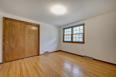 8930 23rd Avenue N, Golden Valley, MN 55427 - Photo 19