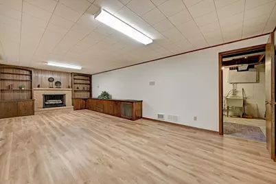 8930 23rd Avenue N, Golden Valley, MN 55427 - Photo 21