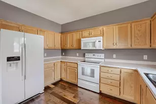 1001 Maplewood Ave SW, Isanti, MN 55040 - Photo 9