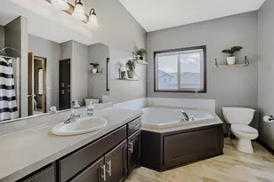 1001 Maplewood Ave SW, Isanti, MN 55040 - Photo 15