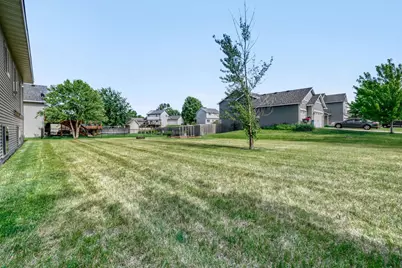 1001 Maplewood Avenue SW, Isanti, MN 55040 - Photo 27