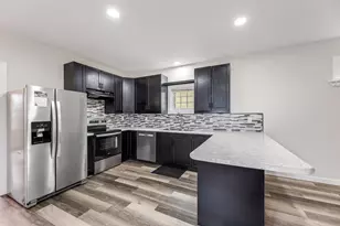 875 E King St, Winona, MN 55987 - Photo 3