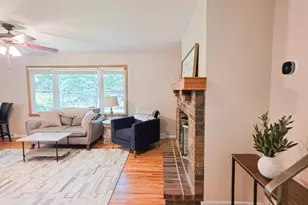 5302 Holiday Rd, Minnetonka, MN 55345 - Photo 3