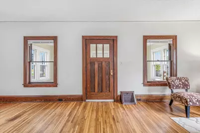 2427 Ilion Avenue N, Minneapolis, MN 55411 - Photo 7