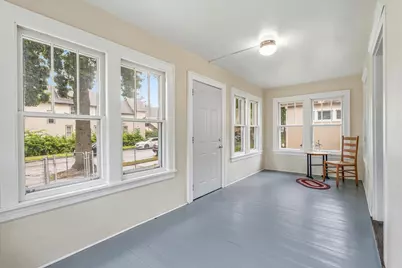 2427 Ilion Avenue N, Minneapolis, MN 55411 - Photo 5