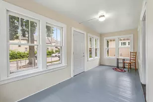 2427 Ilion Ave N, Minneapolis, MN 55411 - Photo 5