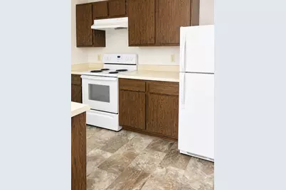 109 4th Avenue N #7, Parkers Prairie, MN 56361 - Photo 1