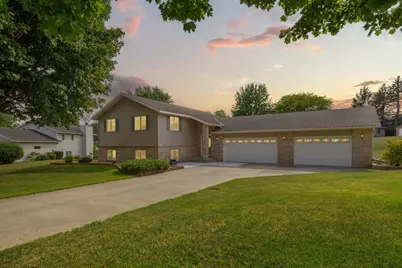 1651 Buckingham Path, Faribault, MN 55021 - Photo 25