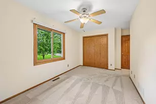 6030 Kirkwood Ln N, Plymouth, MN 55442 - Photo 25