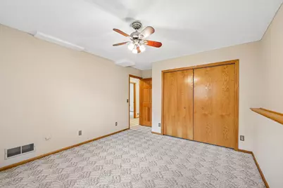 6030 Kirkwood Lane N, Plymouth, MN 55442 - Photo 37