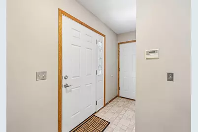 6030 Kirkwood Lane N, Plymouth, MN 55442 - Photo 7