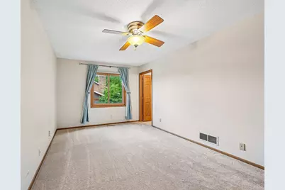 6030 Kirkwood Lane N, Plymouth, MN 55442 - Photo 19