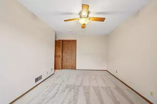 6030 Kirkwood Ln N, Plymouth, MN 55442 - Photo 21
