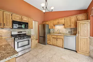 6030 Kirkwood Ln N, Plymouth, MN 55442 - Photo 15