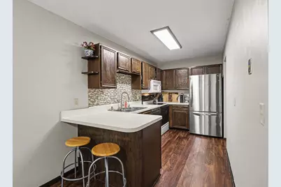 4490 Woodgate Point, Eagan, MN 55122 - Photo 5