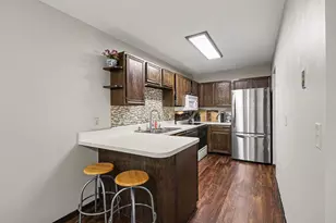 4490 Woodgate Point, Eagan, MN 55122 - Photo 5
