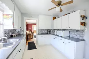 308 W 9th St, Morris, MN 56267 - Photo 25