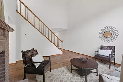 1915 Furness Street, Maplewood, MN 55109 - Photo 3