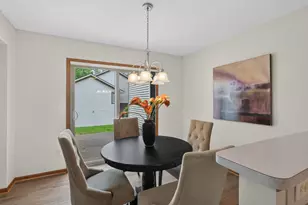 1915 Furness St, Maplewood, MN 55109 - Photo 7