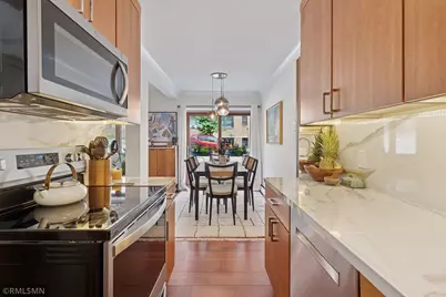 2928 Dean Parkway #2I, Minneapolis, MN 55416 - Photo 21