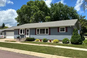 1101 N North Ave, Fairmont, MN 56031 - Photo 1